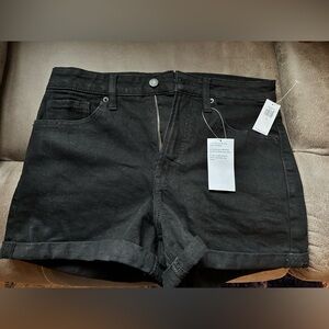 NWT Old Navy Black High-Rise Shorts